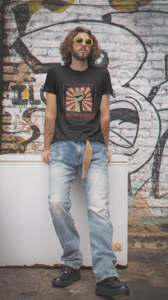 I Just Love to Protest Men's T-shirt